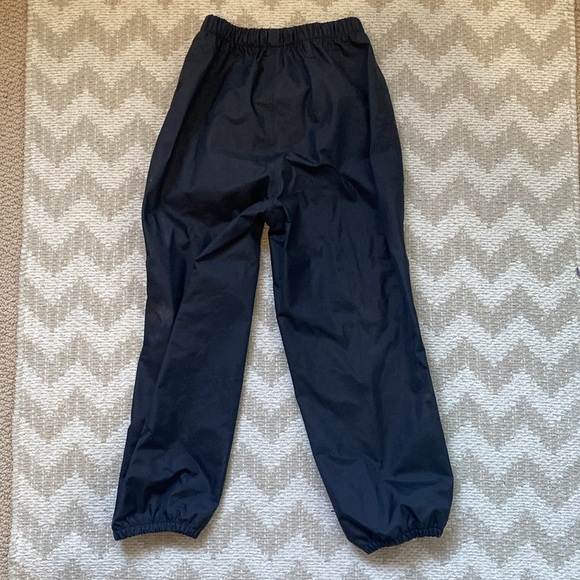 Kids MEC Rain pants size 6 excellent condition - Picture 4 of 4